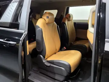 2022 Kia Carnival с пробегом 97 598 км