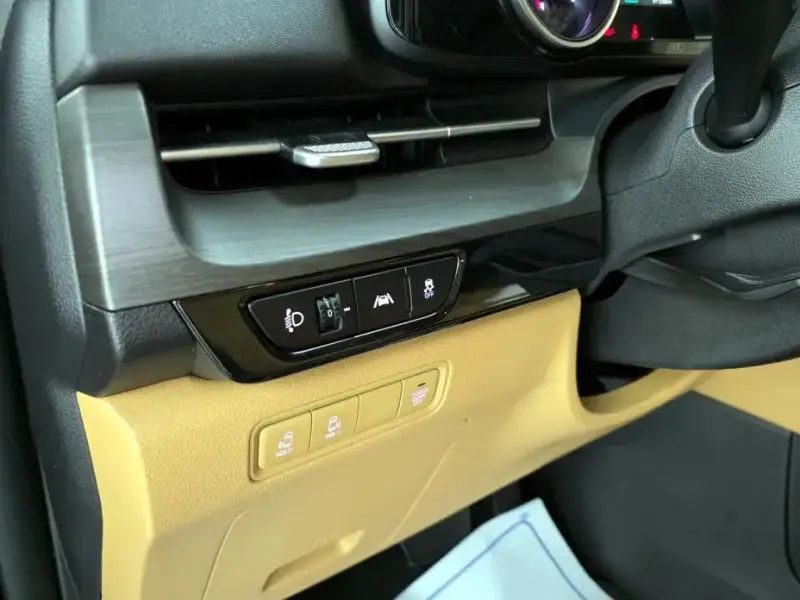 2022 Kia Carnival с пробегом 97 598 км