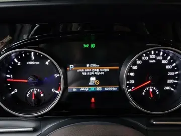 2022 Kia Carnival с пробегом 60 764 км