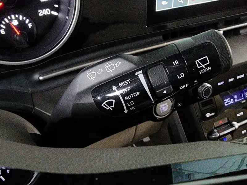 2022 Kia Carnival с пробегом 60 764 км