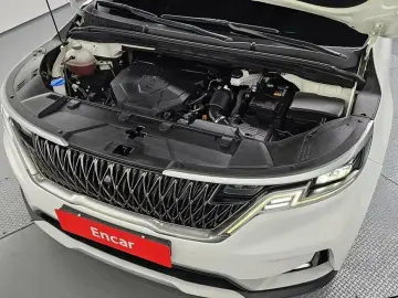 2022 Kia Carnival с пробегом 89 900 км