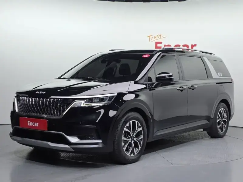 2022 Kia Carnival с пробегом 82 469 км