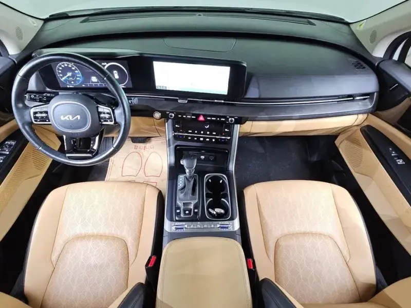 2022 Kia Carnival с пробегом 89 900 км