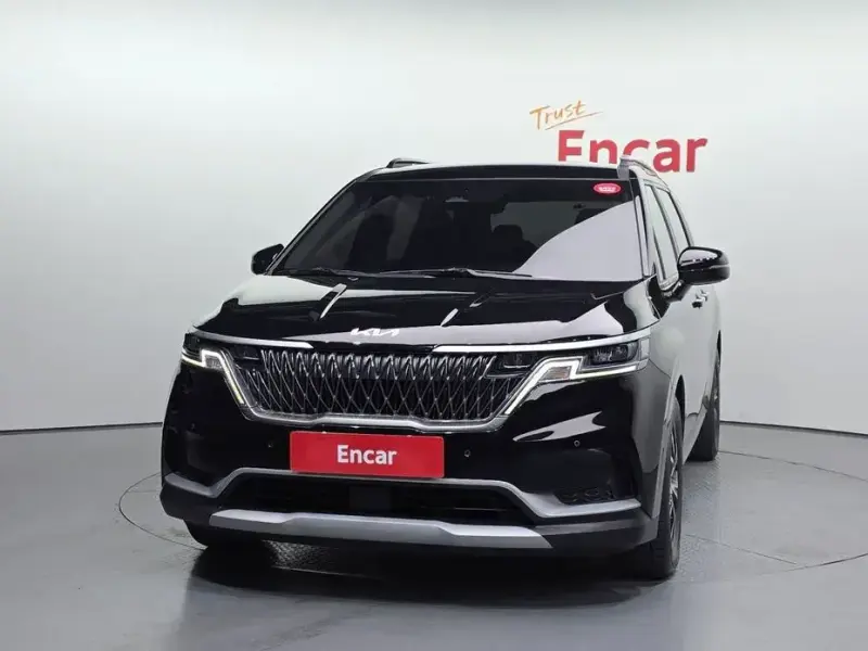 2022 Kia Carnival с пробегом 82 469 км