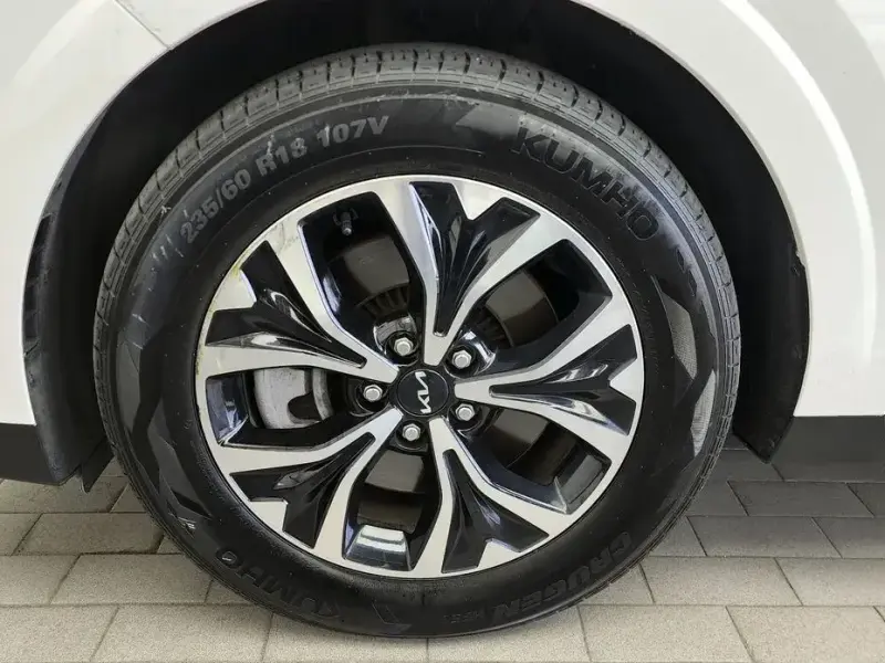 2022 Kia Carnival с пробегом 58 071 км