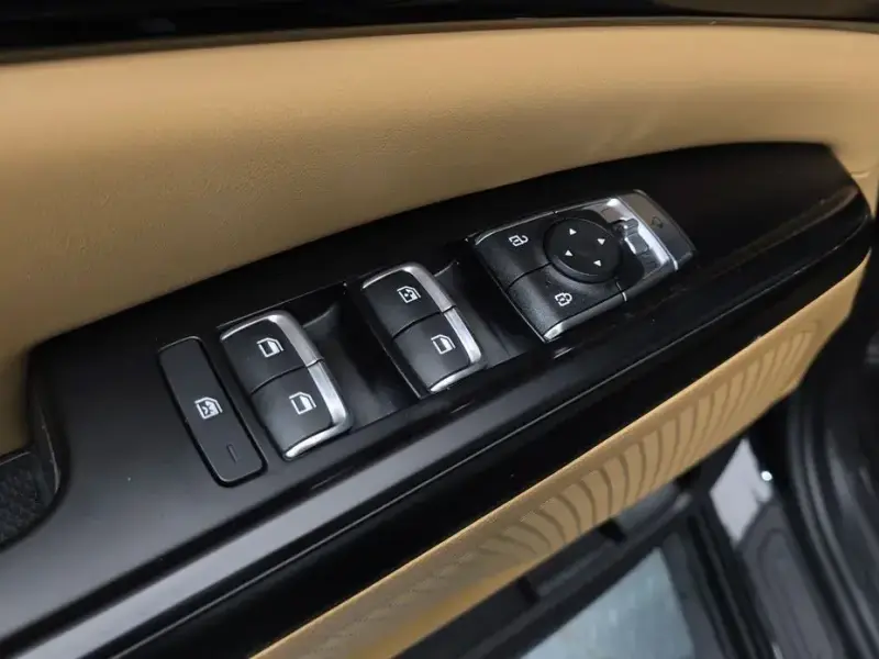 2022 Kia Carnival с пробегом 82 469 км