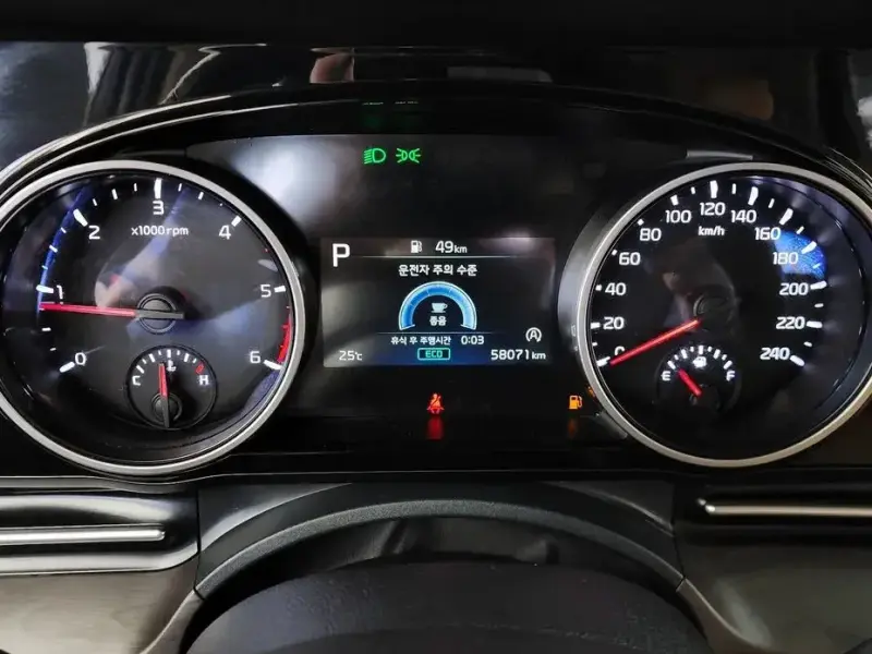 2022 Kia Carnival с пробегом 58 071 км