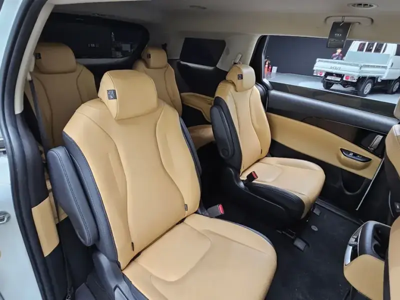 2022 Kia Carnival с пробегом 89 900 км