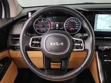 2022 Kia Carnival с пробегом 58 071 км