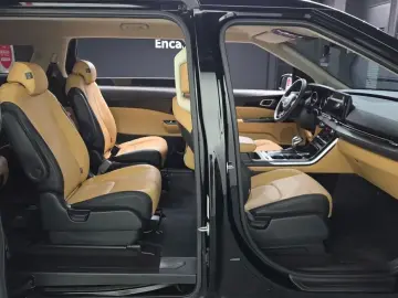 2022 Kia Carnival с пробегом 82 469 км