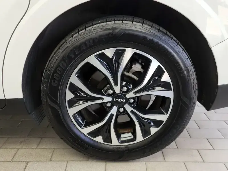 2022 Kia Carnival с пробегом 58 071 км