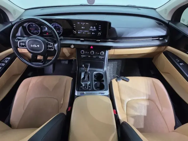 2022 Kia Carnival с пробегом 75 891 км