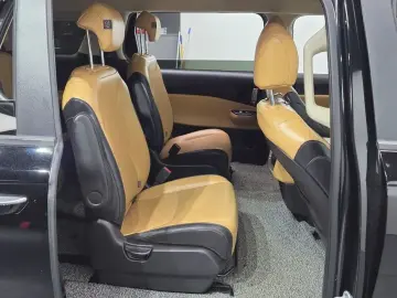 2022 Kia Carnival с пробегом 75 891 км