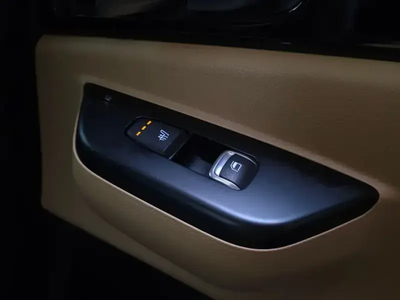 2022 Kia Carnival с пробегом 75 891 км