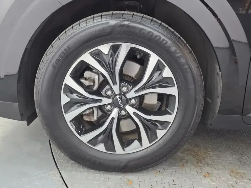 2022 Kia Carnival с пробегом 46 673 км