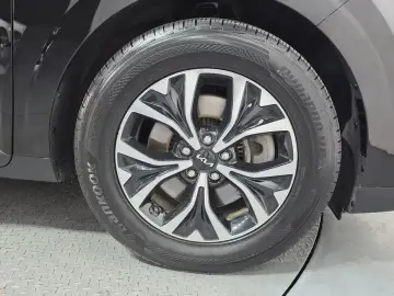 2022 Kia Carnival с пробегом 75 891 км