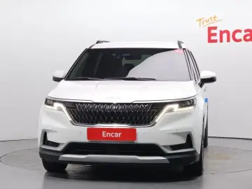 2022 Kia Carnival с пробегом 63 572 км