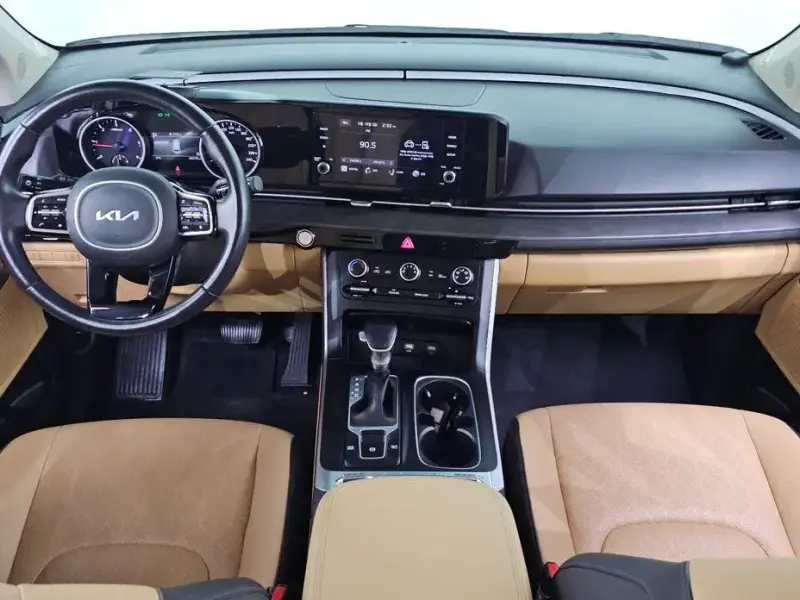 2022 Kia Carnival с пробегом 63 572 км