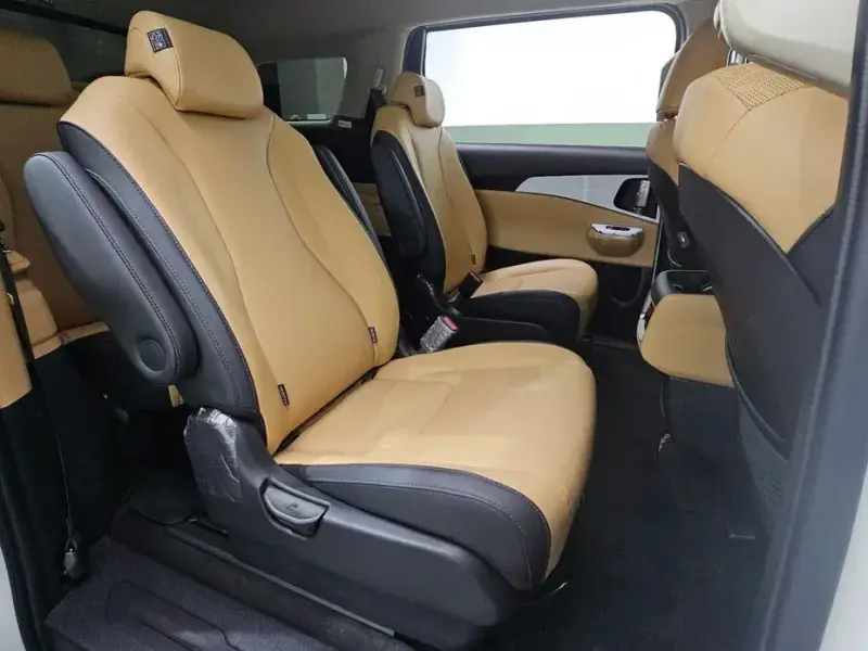 2022 Kia Carnival с пробегом 63 572 км