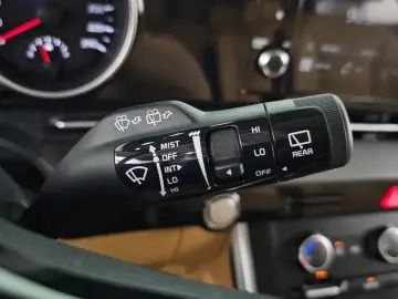2022 Kia Carnival с пробегом 63 572 км