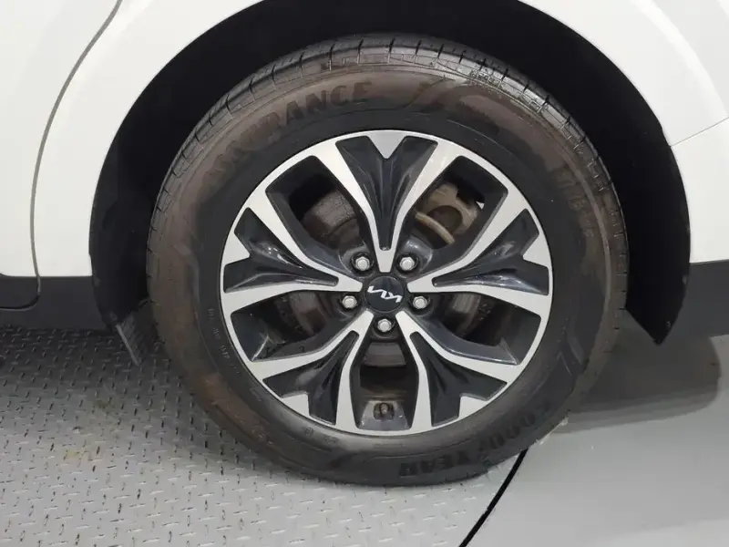 2022 Kia Carnival с пробегом 63 572 км