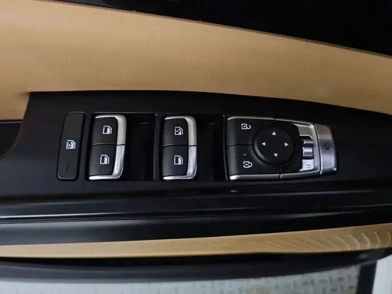 2022 Kia Carnival с пробегом 63 572 км