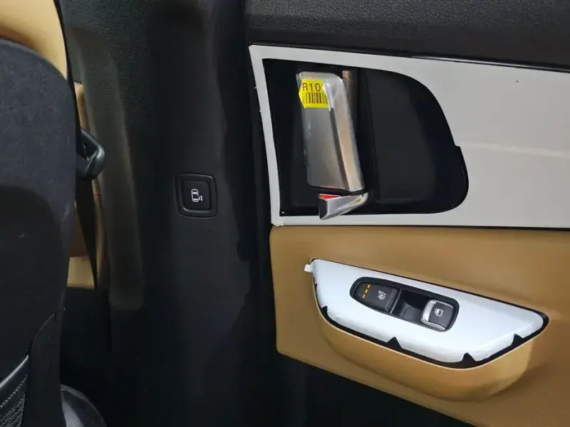 2022 Kia Carnival с пробегом 63 572 км