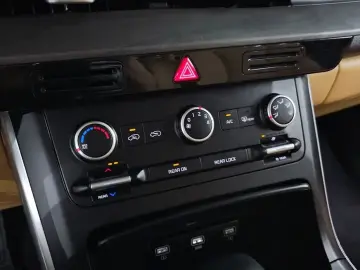 2022 Kia Carnival с пробегом 63 572 км