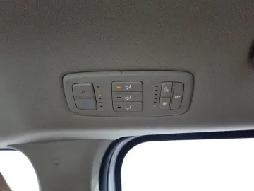 2022 Kia Carnival с пробегом 63 572 км