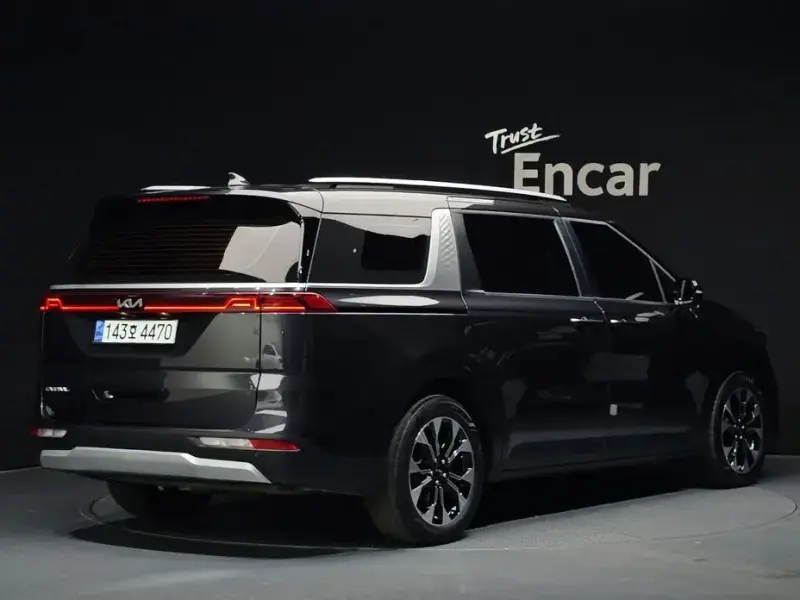 2022 Kia Carnival с пробегом 102 269 км