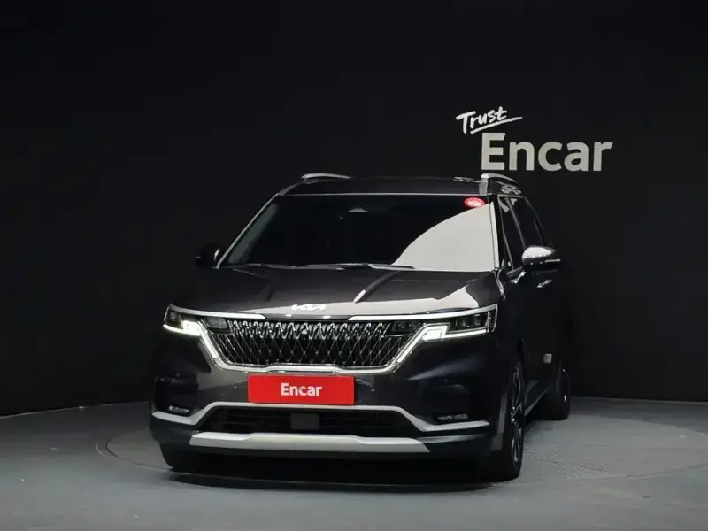 2022 Kia Carnival с пробегом 102 269 км