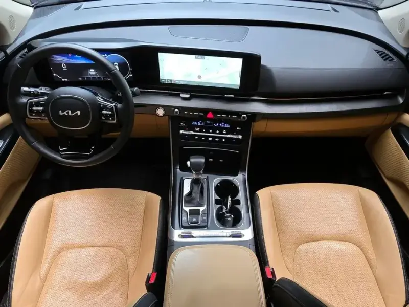 2022 Kia Carnival с пробегом 102 269 км