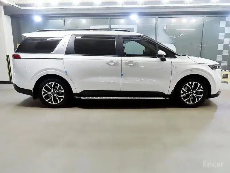 2021 Kia Carnival с пробегом 164 543 км