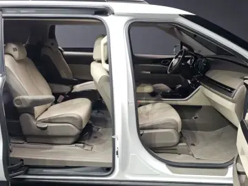 2022 Kia Carnival с пробегом 71 821 км