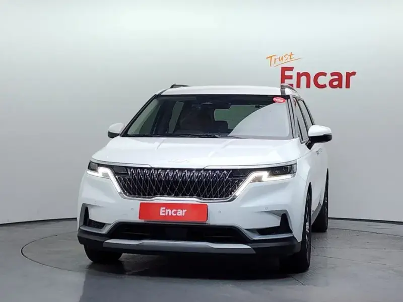 2022 Kia Carnival с пробегом 108 992 км