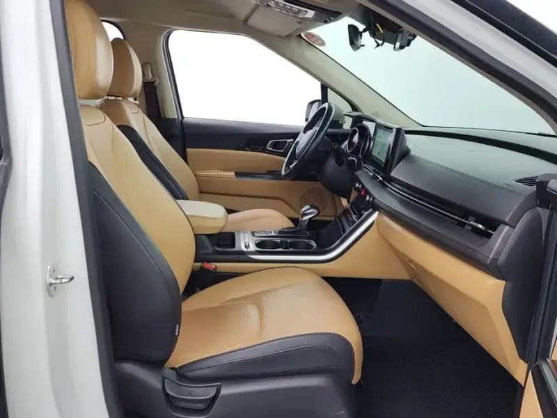 2022 Kia Carnival с пробегом 108 992 км