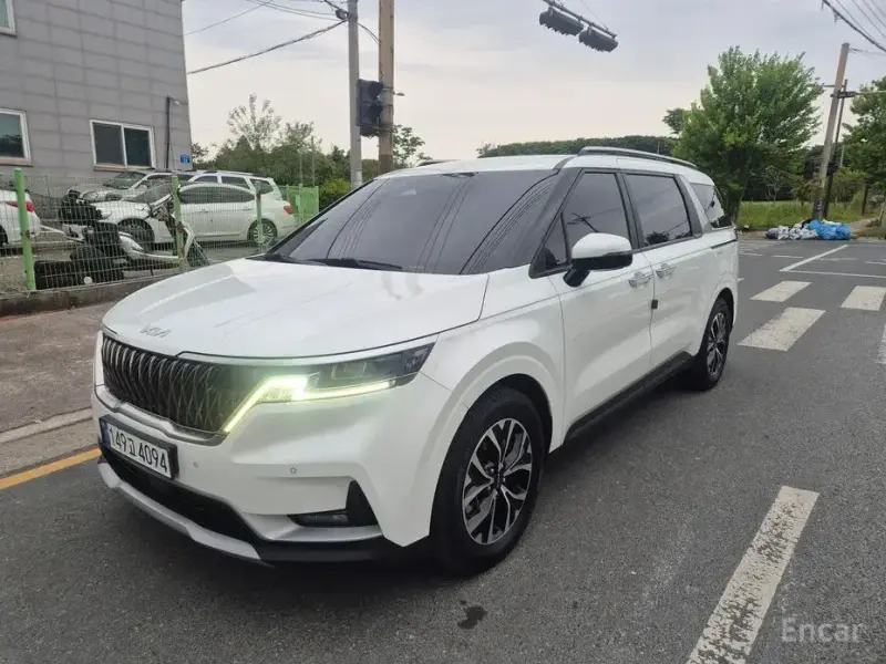 2022 Kia Carnival с пробегом 103 000 км