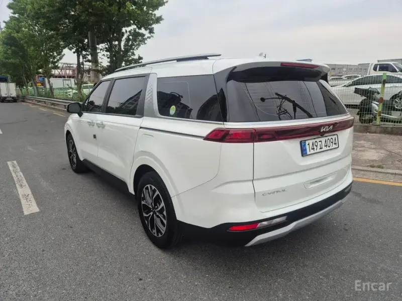 2022 Kia Carnival с пробегом 103 000 км