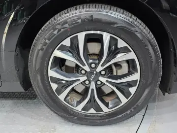 2022 Kia Carnival с пробегом 118 896 км
