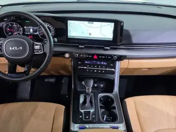 2022 Kia Carnival с пробегом 118 896 км