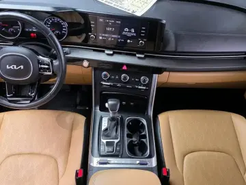 2023 Kia Carnival с пробегом 62 583 км