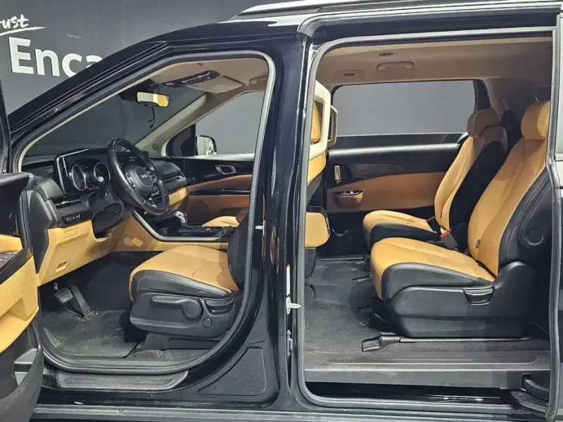 2021 Kia Carnival с пробегом 64 659 км