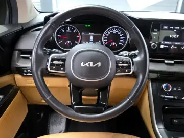 2023 Kia Carnival с пробегом 62 583 км