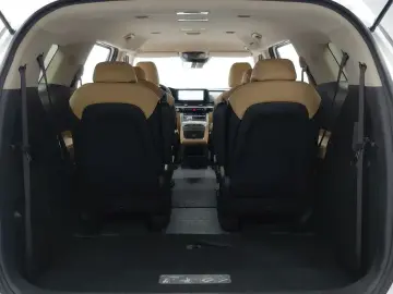 2023 Kia Carnival с пробегом 56 023 км