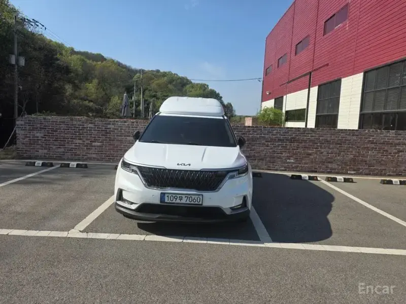 2022 Kia Carnival с пробегом 75 000 км