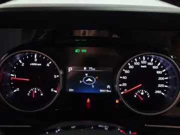2022 Kia Carnival с пробегом 96 419 км