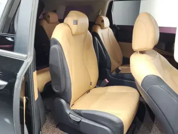 2022 Kia Carnival с пробегом 96 419 км