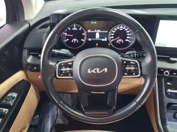 2022 Kia Carnival с пробегом 96 419 км