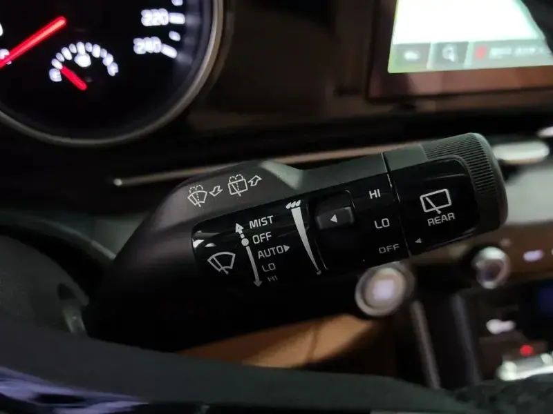 2022 Kia Carnival с пробегом 96 419 км