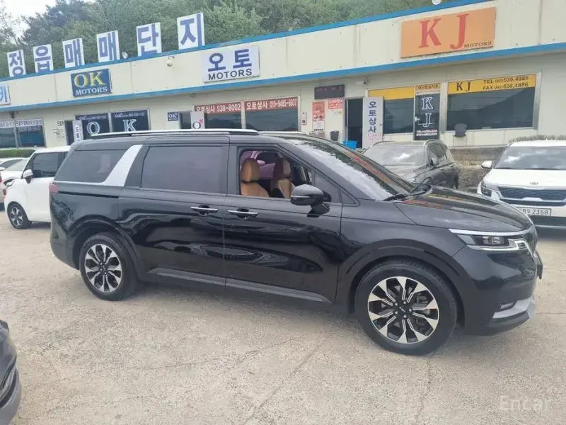 2021 Kia Carnival с пробегом 55 000 км